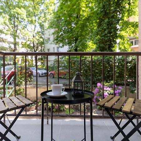 Luxurious & Unique Apartment Mickiewicza Cracow By Renters Prestige Krakow Bagian luar foto
